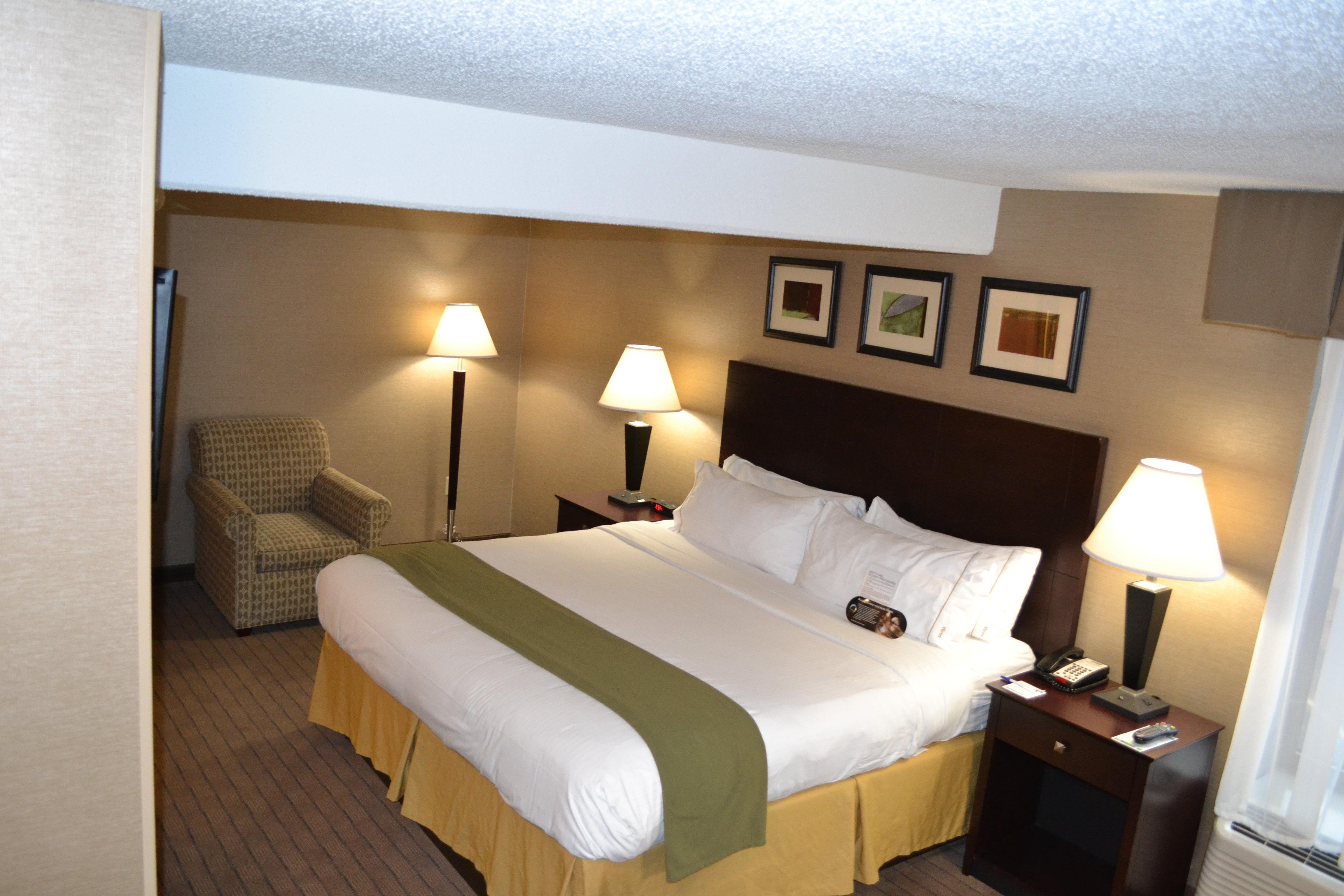 Holiday Inn Express Boston Brockton By Ihg Esterno foto