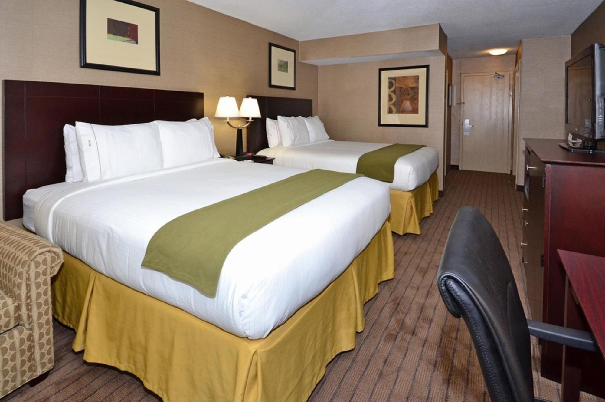 Holiday Inn Express Boston Brockton By Ihg Esterno foto
